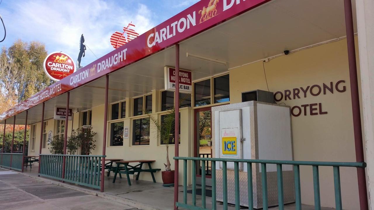 Corryong Hotel Motel Kültér fotó